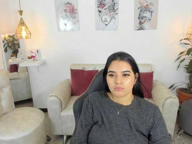Емитовање снимка екрана alondra-saenz