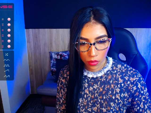 Фотографије Alonndra Back in my office a lot of paperwork, and a lot of wet fantasies ♥ ♥ - @GOAL: CUM show ♥ every 2 goals reached: SQUIRT SHOW 204 #office #secretary #bigboobs #18 #latina #anal #young #lovense #lush #ohmibod