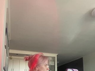 Еротски видео цхат Niki_Tat