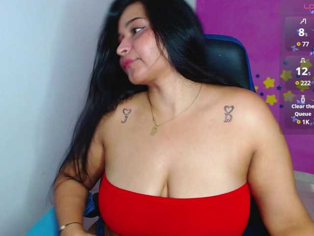 Фотографије Alyson- #latina #bbw #natural #squirt #curvy #young #big tits #big ass