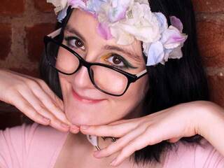 Еротски видео цхат AmberRamirez