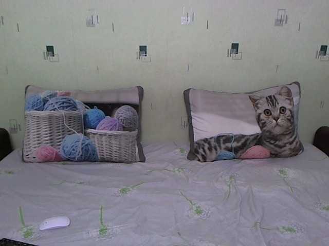 Емитовање снимка екрана Hot_Girl