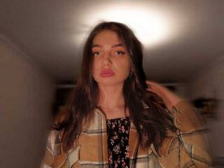 Еротски видео цхат AmeliaKeat