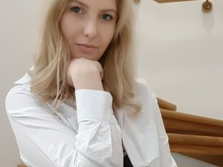 Еротски видео цхат AmitielAngel