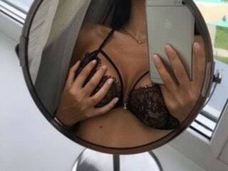 Еротски видео цхат Alissia_Kiss