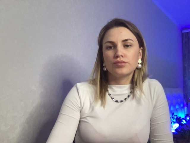 Емитовање снимка екрана AmyAirKiss