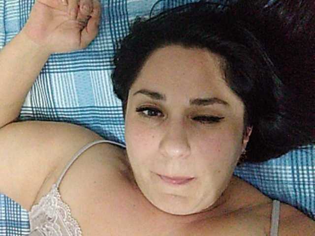 Емитовање снимка екрана AmyAyrton