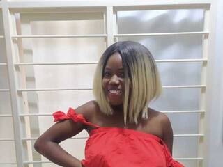 Еротски видео цхат AmyBlacks