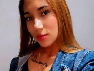 Еротски видео цхат AmyHillss1