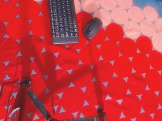 Емитовање снимка екрана AmyNauthy