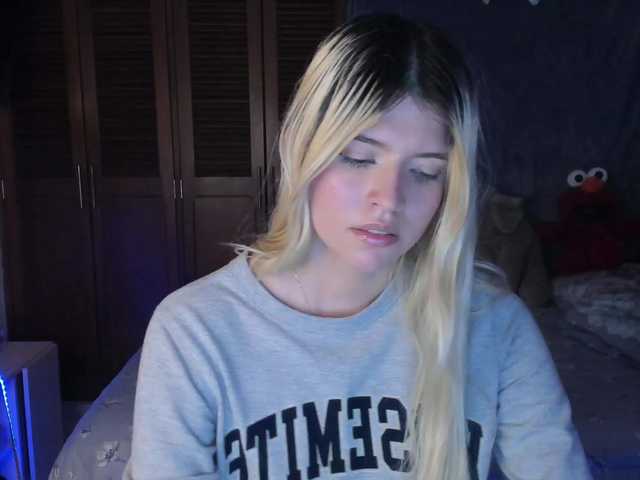 Емитовање снимка екрана AmyWright