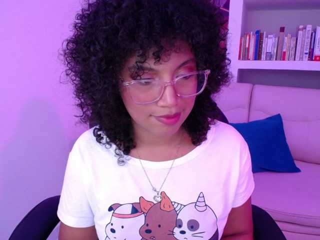 Фотографије Anays-ebony striptease wit full cum show for u #latina #natural #teen #smalltits #new [500 tokens remaining]