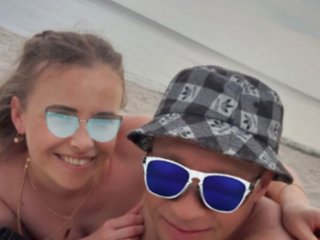 Еротски видео цхат AndreiVera