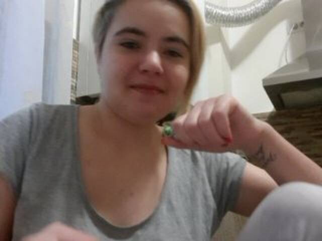 Емитовање снимка екрана AndaAna