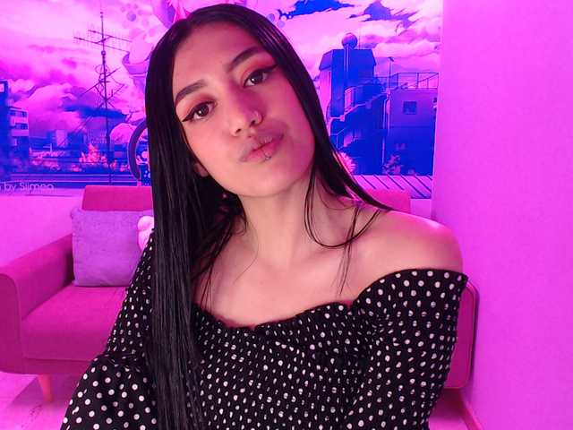 Слика профила Angela-skinny