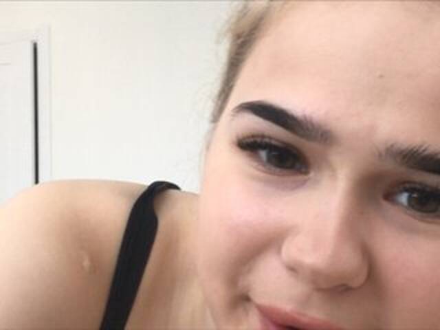 Емитовање снимка екрана AngelAmonn