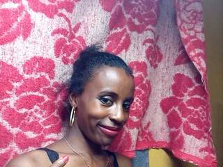 Еротски видео цхат Angelicah69