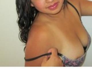 Еротски видео цхат angelicaxxx