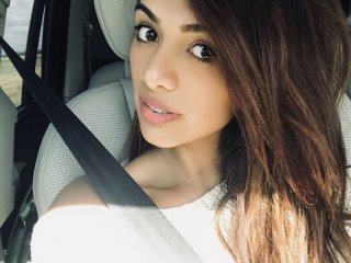 Слика профила AngelineJones