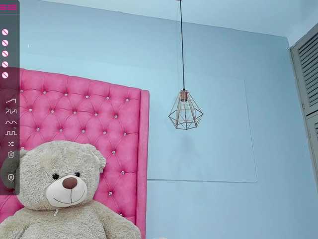 Емитовање снимка екрана ANGELLCUTE1