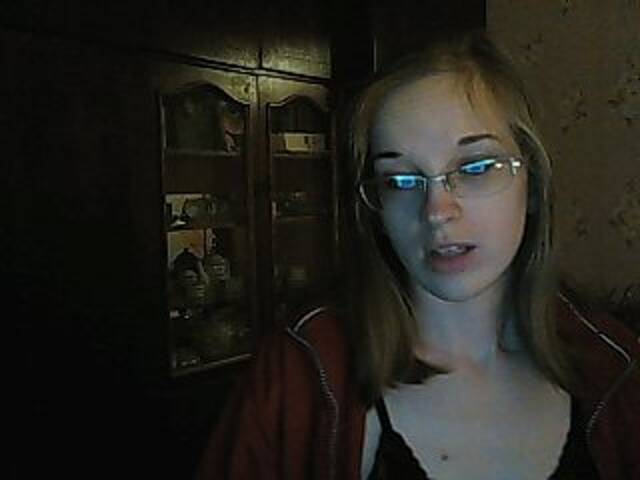 Емитовање снимка екрана Angelpussy1