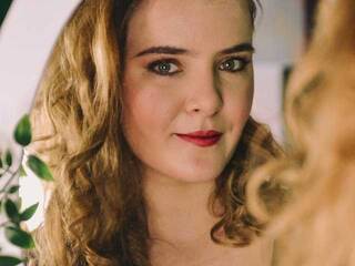 Еротски видео цхат AngelRouje