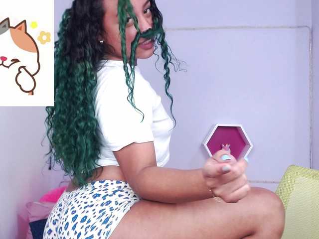 Фотографије Angeluxxx El asunto de la sala ha cambiado a "sexy #ebony ♥the tender angela invites you to be creative seducer and if you wish perverted 'thursdays of infinite pleasure'♥ - Multi-Goal : ♥ the goal is: ♥ #ebony #smalltits #bigass #lovense #natural