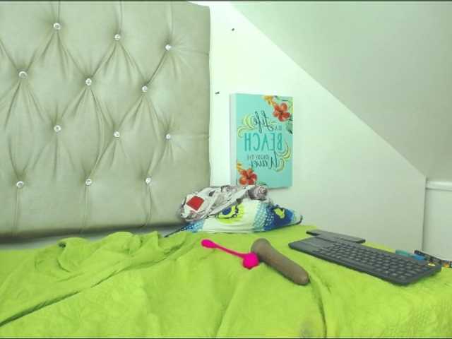 Емитовање снимка екрана AngieBBW