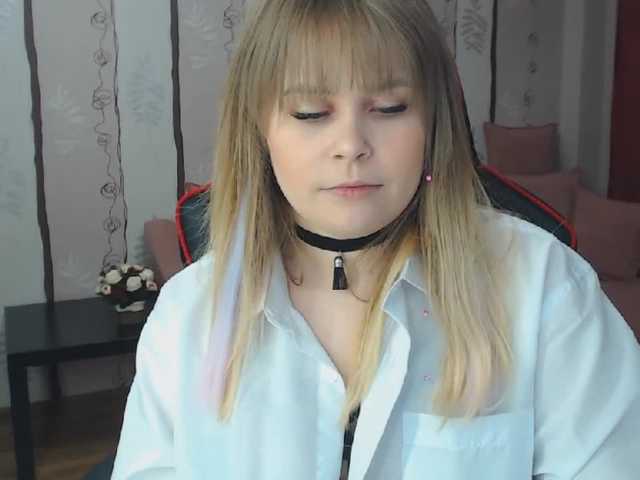 Емитовање снимка екрана Anika-fox