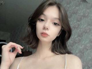 Еротски видео цхат QueenOfDarkLove