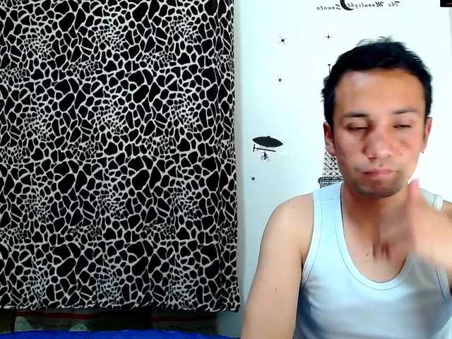 Емитовање снимка екрана Anna-Dereck