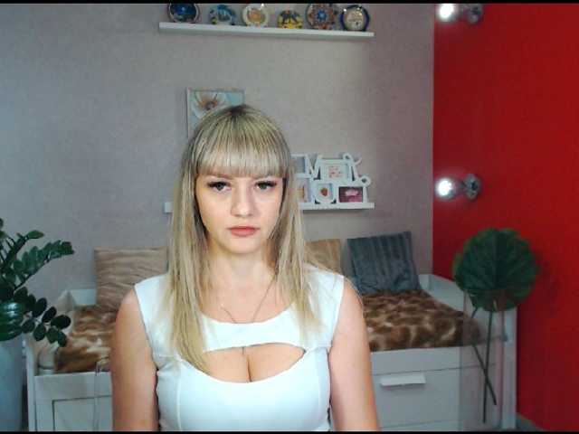 Фотографије AnnaAdam hi, do you want to chat 5 tokens, get up 20 tokens, private 40 tokens)