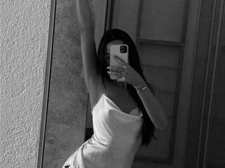 Еротски видео цхат AnnaJuicy