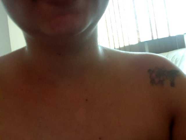 Емитовање снимка екрана AnnaMally