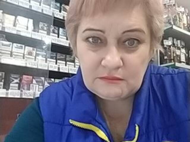 Емитовање снимка екрана AnniCherry