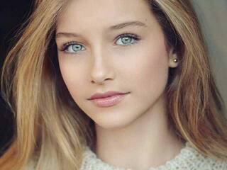 Еротски видео цхат AnnieBogdanov