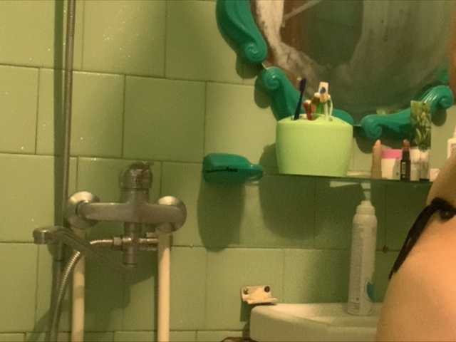 Емитовање снимка екрана AnyaBaby