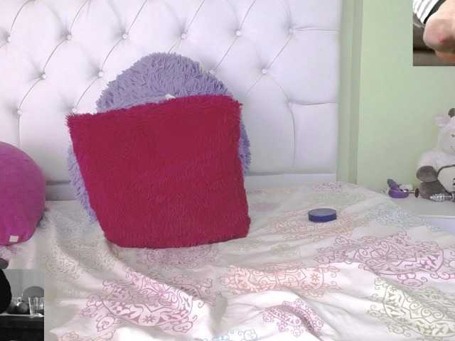 Емитовање снимка екрана Anyelablack