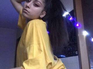 Еротски видео цхат applepieee