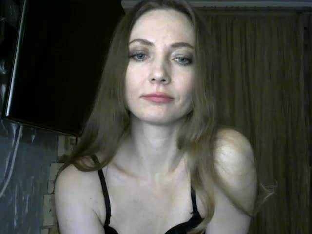 Фотографије ArdentAlexa Hey guys!:) Goal- #Dance #hot #pvt #c2c #fetish #feet #roleplay Tip to add at friendlist and for requests!