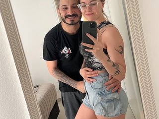 Еротски видео цхат ArgentineHotCouple
