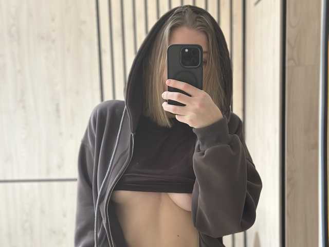 Слика профила Ari-WY
