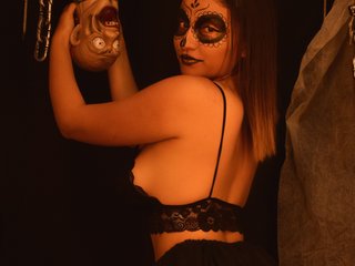 Еротски видео цхат ArianaSanders