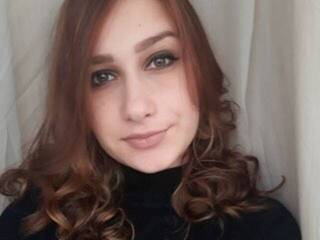 Еротски видео цхат ArielDoll