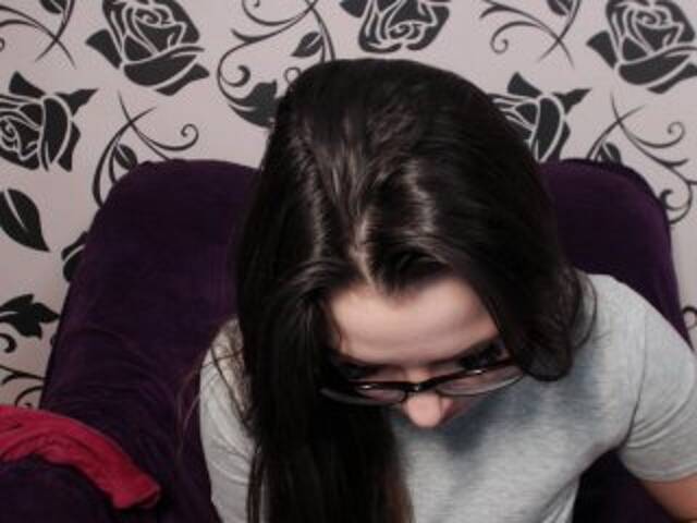 Емитовање снимка екрана AriettaHot