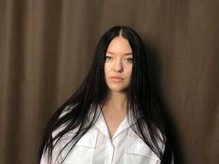 Еротски видео цхат ArnaMitchell