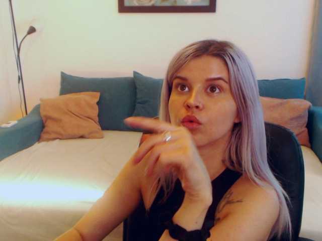 Фотографије AryaJolie TOPIC: Hey there guys!! Let's have some fun~ naked strip 444tks, more fun pvt is on, or spin the wheell 199 or 599tks,kisses:*:*~