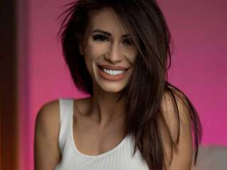 Еротски видео цхат AryaLopes