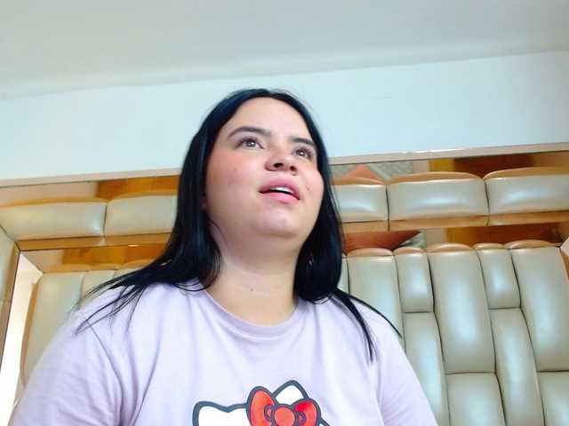 Емитовање снимка екрана AshleyPalmer