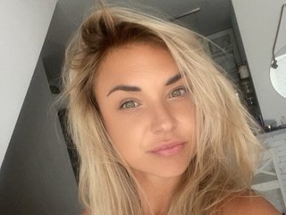 Еротски видео цхат AshleyPerfect